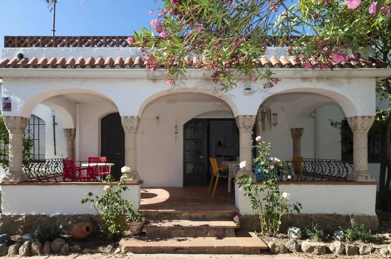 1215 Baix Camp Casa Con Jardin - Apivend Immo Βίλα Ρόζες